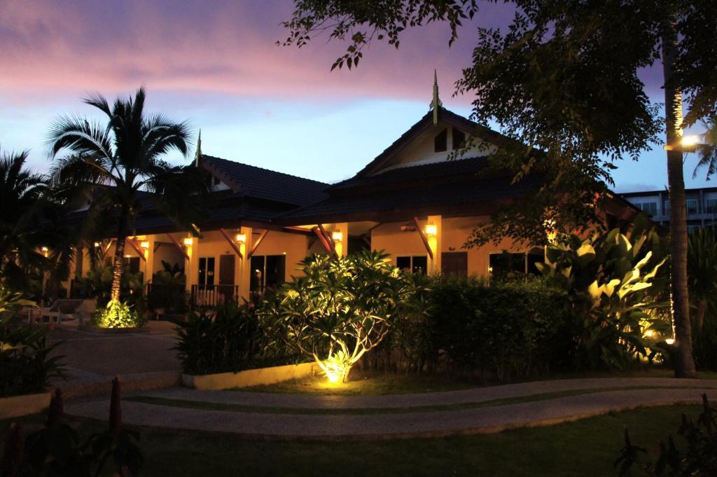 Le Piman Resort Rawai Exterior foto